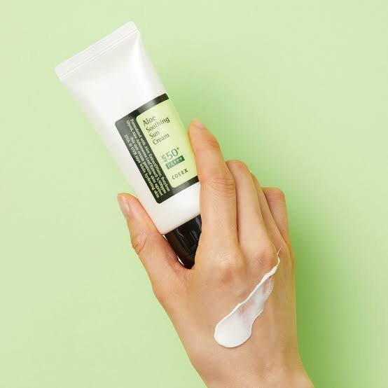 COSRX Aloe Smoothing Sun Cream 50 SPF+/ PA+++ - Image 3